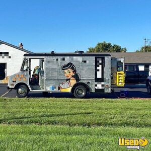 1979 P30 All-purpose Food Truck Refrigerator Ohio Gas Engine for Sale