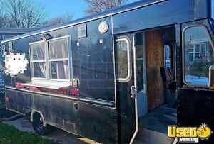 1979 P30 All-purpose Food Truck Texas Gas Engine for Sale