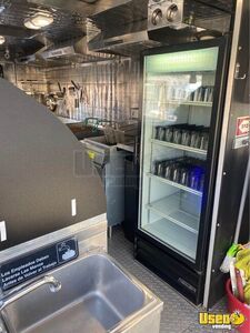1979 P30 Kitchen Food Truck All-purpose Food Truck Fryer Florida Gas Engine for Sale