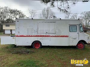 1979 P30 Kitchen Food Truck All-purpose Food Truck Louisiana Diesel Engine for Sale