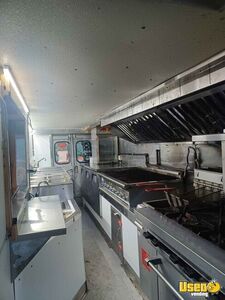 1979 P30 Kitchen Food Truck All-purpose Food Truck Oven Virginia for Sale
