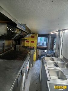 1979 P30 Kitchen Food Truck All-purpose Food Truck Stovetop Virginia for Sale