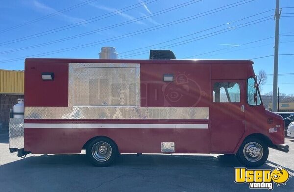 1979 P30 Step Van Kitchen Food Truck All-purpose Food Truck Tennessee Diesel Engine for Sale