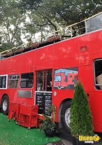 1980 Double Decker Bus All-purpose Food Truck Deep Freezer Michigan Diesel Engine for Sale