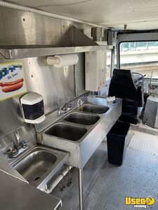 1980 Food Truck All-purpose Food Truck Exterior Customer Counter Connecticut Gas Engine for Sale