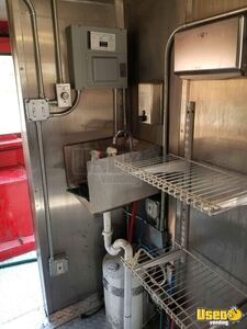 1980 Kitchen Food Truck All-purpose Food Truck Diamond Plated Aluminum Flooring Colorado Gas Engine for Sale