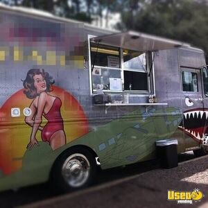 1980 P30 Catering Food Truck Florida for Sale