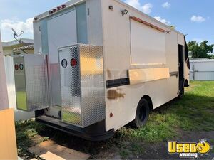 1980 P30 Kitchen Food Truck All-purpose Food Truck California for Sale