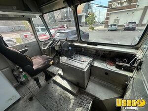 1981 P30 Step Van All-purpose Food Truck Exhaust Hood Utah Gas Engine for Sale