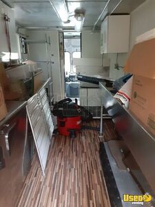 1981 Step Van Food Truck All-purpose Food Truck Exterior Customer Counter Massachusetts Gas Engine for Sale