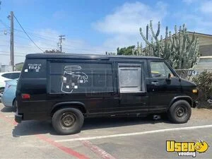1981 Vendura Coffee & Beverage Truck Air Conditioning California Gas Engine for Sale