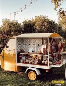 1982 Ape Coffee & Beverage Truck Concession Window California Gas Engine for Sale