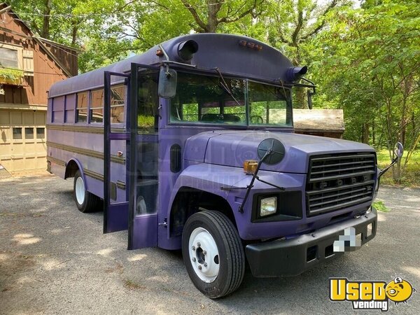 1982 Bus Skoolie Virginia Gas Engine for Sale