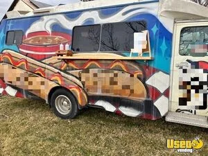 1982 Champion / Rv All-purpose Food Truck Air Conditioning Idaho Gas Engine for Sale