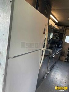 1982 Kitchen Food Truck All-purpose Food Truck Awning Florida Gas Engine for Sale