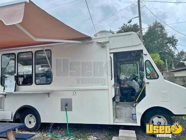1982 Kitchen Food Truck All-purpose Food Truck Florida Gas Engine for Sale