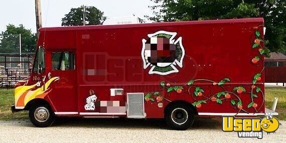 1982 Kitchen Food Truck All-purpose Food Truck Iowa Gas Engine for Sale