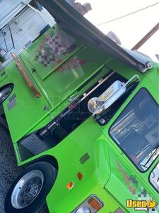 1982 Kurbmaster Kitchen Food Truck All-purpose Food Truck Awning Oregon Gas Engine for Sale