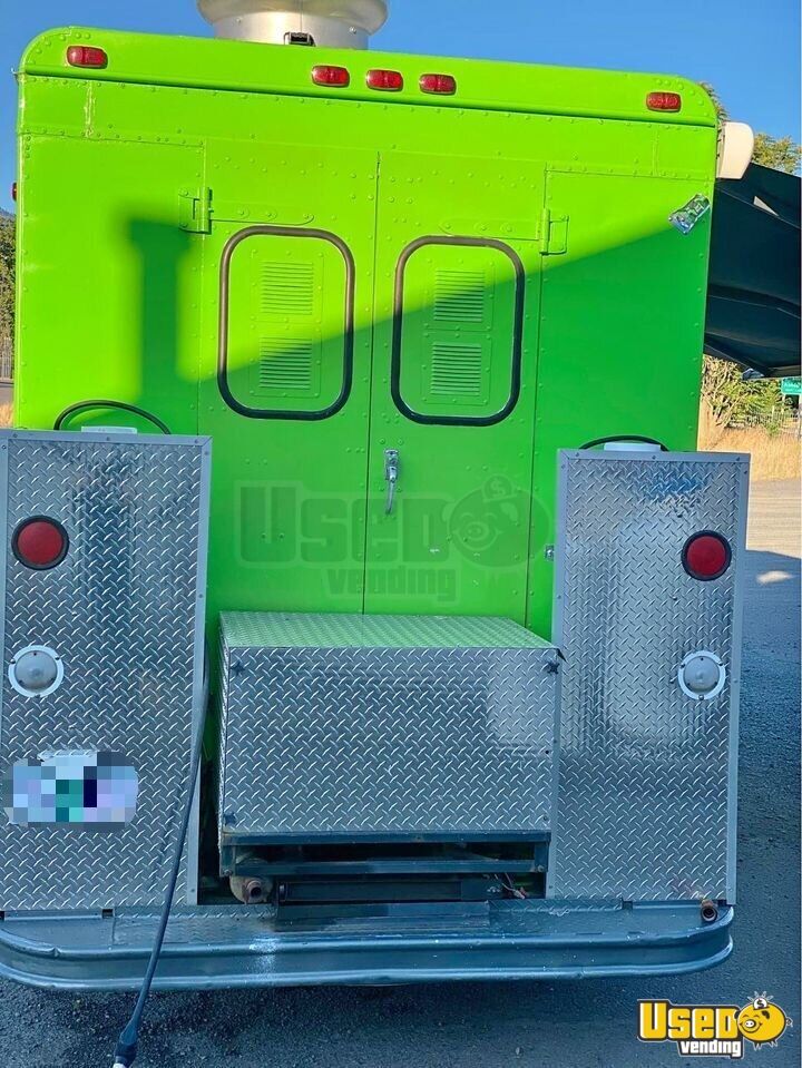 Used Grumman Kurbmaster Step Van Food Truck Mobile Kitchen Unit for