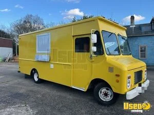 1982 P-series All-purpose Food Truck Concession Window Ohio Gas Engine for Sale
