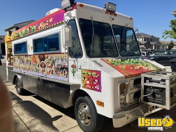 1982 P-series Taco Food Truck Air Conditioning California Gas Engine for Sale