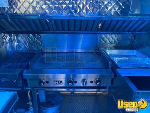 1982 P-series Taco Food Truck Surveillance Cameras California Gas Engine for Sale