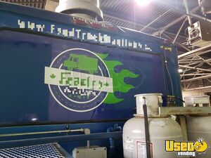1982 P30 All-purpose Food Truck Awning Manitoba Gas Engine for Sale