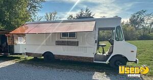 1982 P30 Step Van All-purpose Food Truck Indiana Diesel Engine for Sale