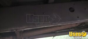 1982 P30 Step Van Kitchen Food Truck All-purpose Food Truck 24 Massachusetts Gas Engine for Sale