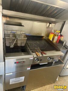 1982 P30 Step Van Kitchen Food Truck All-purpose Food Truck Awning Florida Gas Engine for Sale