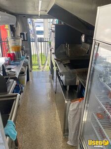 1982 P30 Step Van Kitchen Food Truck All-purpose Food Truck Insulated Walls Florida Gas Engine for Sale
