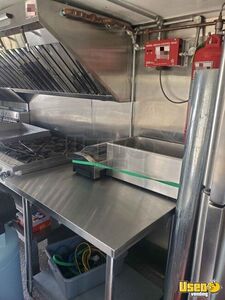 1982 P30 Step Van Kitchen Food Truck All-purpose Food Truck Refrigerator Massachusetts Gas Engine for Sale