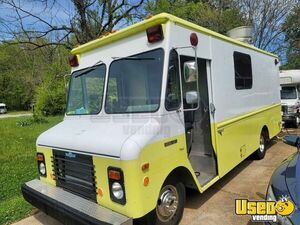 1982 P30 Step Van Kitchen Food Truck All-purpose Food Truck Tennessee Diesel Engine for Sale