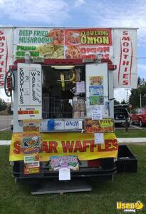 1982 Pt30 Step Van All-purpose Food Truck All-purpose Food Truck Cabinets Ohio Gas Engine for Sale