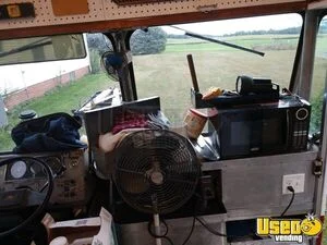 1982 Pt30 Step Van All-purpose Food Truck All-purpose Food Truck Insulated Walls Ohio Gas Engine for Sale