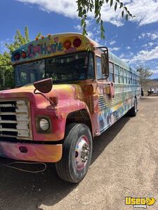 1982 S1800 Coffee & Beverage Truck Concession Window Nevada Diesel Engine for Sale