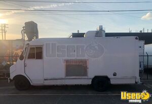 1983 E-350 Ice Cream Truck Ice Cream Truck Concession Window Kentucky Diesel Engine for Sale