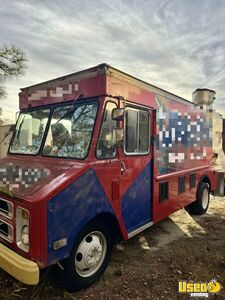 1983 Food Truck All-purpose Food Truck Air Conditioning North Carolina Gas Engine for Sale