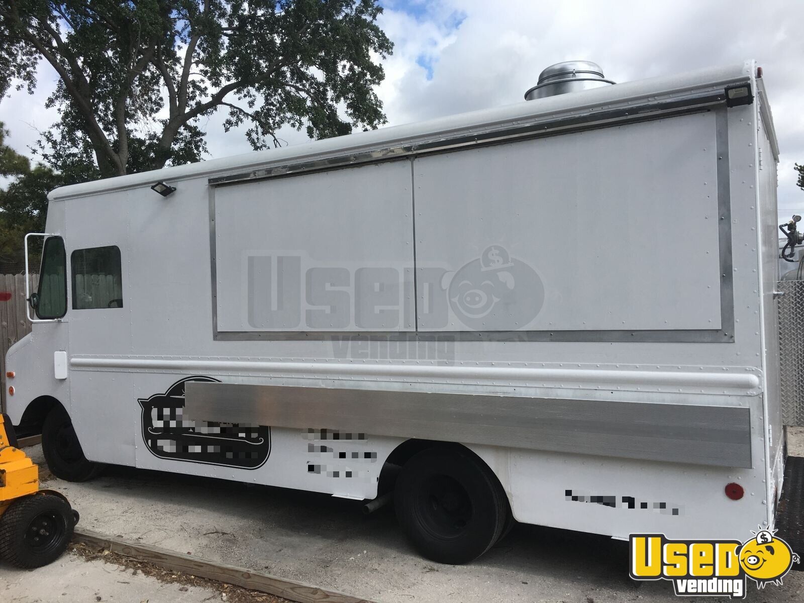 Gmc P35 Used Mobile Kitchen Food Truck For Sale In Florida
