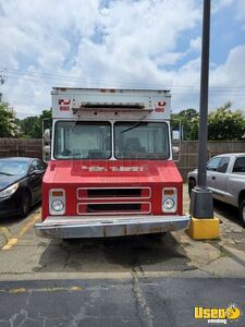 1983 P30 All-purpose Food Truck Air Conditioning Georgia Gas Engine for Sale