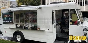 1983 P30 All-purpose Food Truck Concession Window Idaho Gas Engine for Sale
