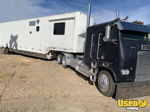 1983 Sleeper Cab Semi Truck With Living Quarters/garage Trailer Freightliner Semi Truck California for Sale