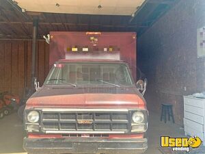 1984 All-purpose Food Truck All-purpose Food Truck Concession Window Saskatchewan Gas Engine for Sale
