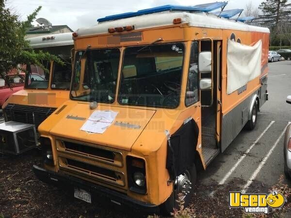1984 Chevy P30 All-purpose Food Truck Diamond Plated Aluminum Flooring California Gas Engine for Sale