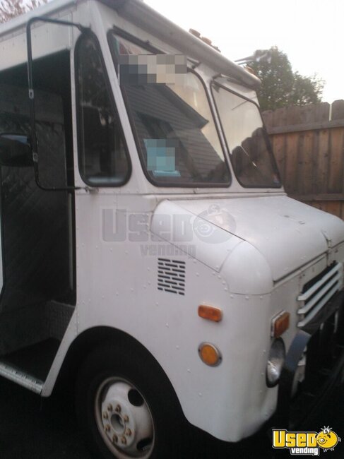 1984 Chevy Step Van P30 All-purpose Food Truck Slide-top Cooler New Jersey Gas Engine for Sale