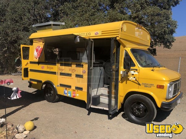 1984 Chevy Van 30 Bus Food Truck All-purpose Food Truck California for Sale