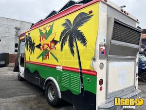 1984 Grumman Food Truck All-purpose Food Truck Cabinets California Gas Engine for Sale