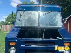 1984 Kitchen Food Truck All-purpose Food Truck Shore Power Cord Texas Gas Engine for Sale