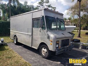 Ready to Convert - 19' Grumman Olson All Aluminum Kurbmaster Step Van for Sale in Florida!