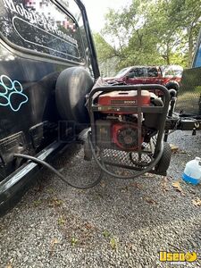 1984 Lesharo Turbo Pet Grooming Truck Pet Care / Veterinary Truck Additional 4 New York Diesel Engine for Sale
